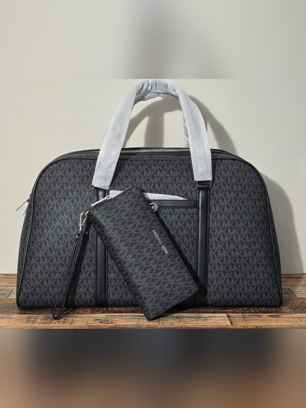 Michael Kors Jet Set Extra Large Weekender Bag And Wallet